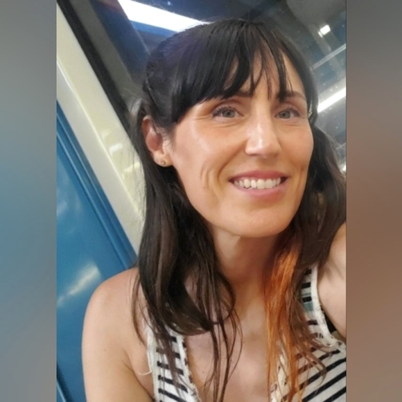 Meet your Posher, Vanessa - Picture 1 of 1